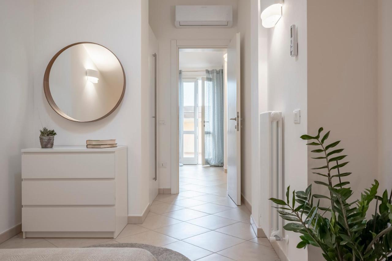 Sea View Apartment San Vincenzo Exterior photo