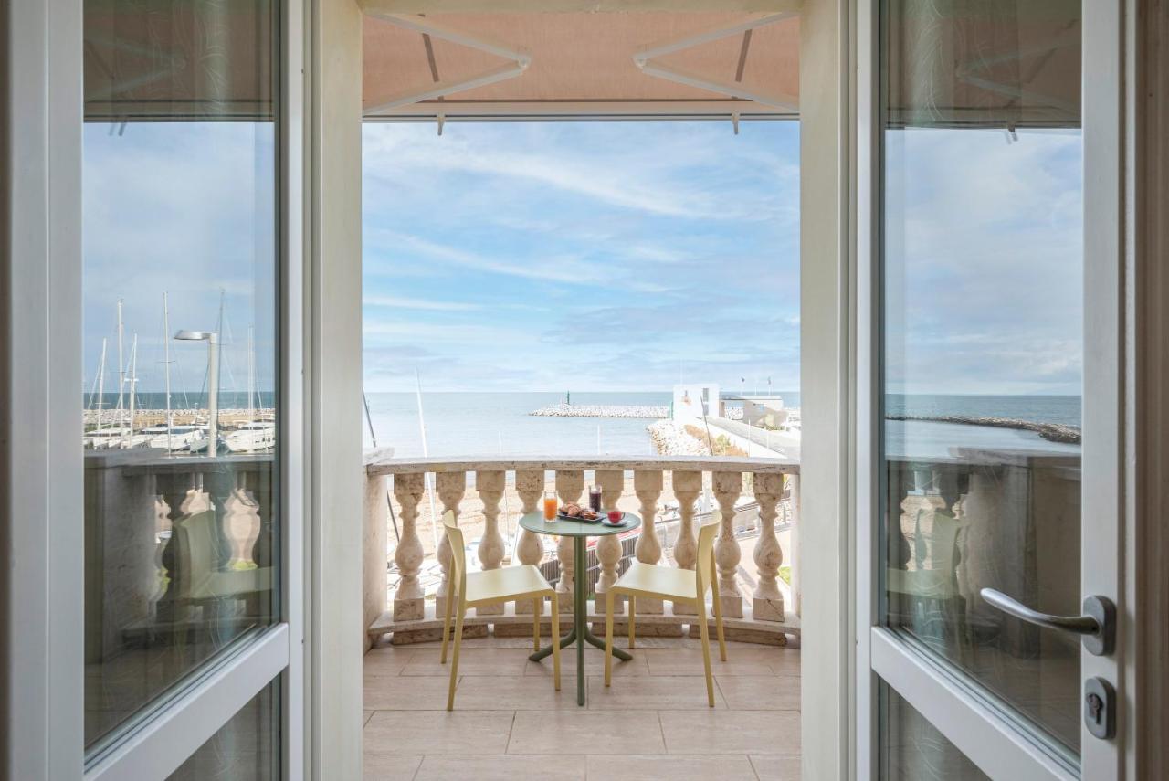 Sea View Apartment San Vincenzo Exterior photo